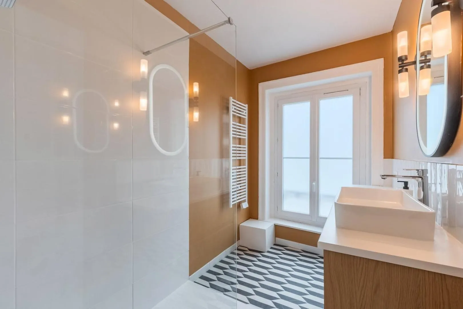 ליל Renovated 3-Bedroom Flat On The Grand Place 0*,